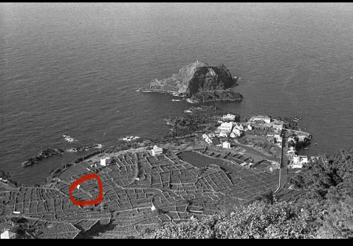 Waves Song - Cottage Porto Moniz Exterior foto